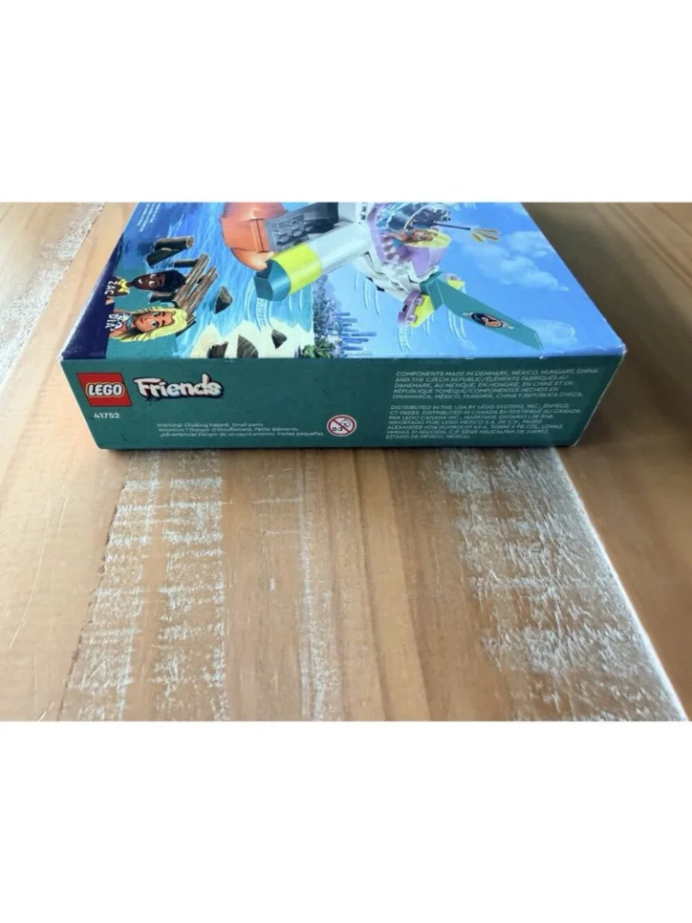LEGO Friends Sea Rescue Plane Creative Building Set # 41752 - Box Damage